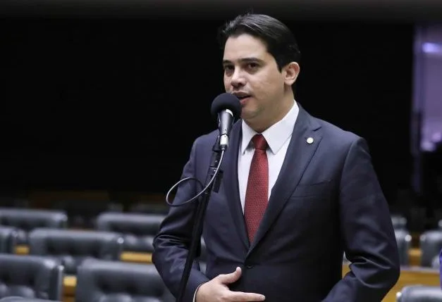 Júnior Mano