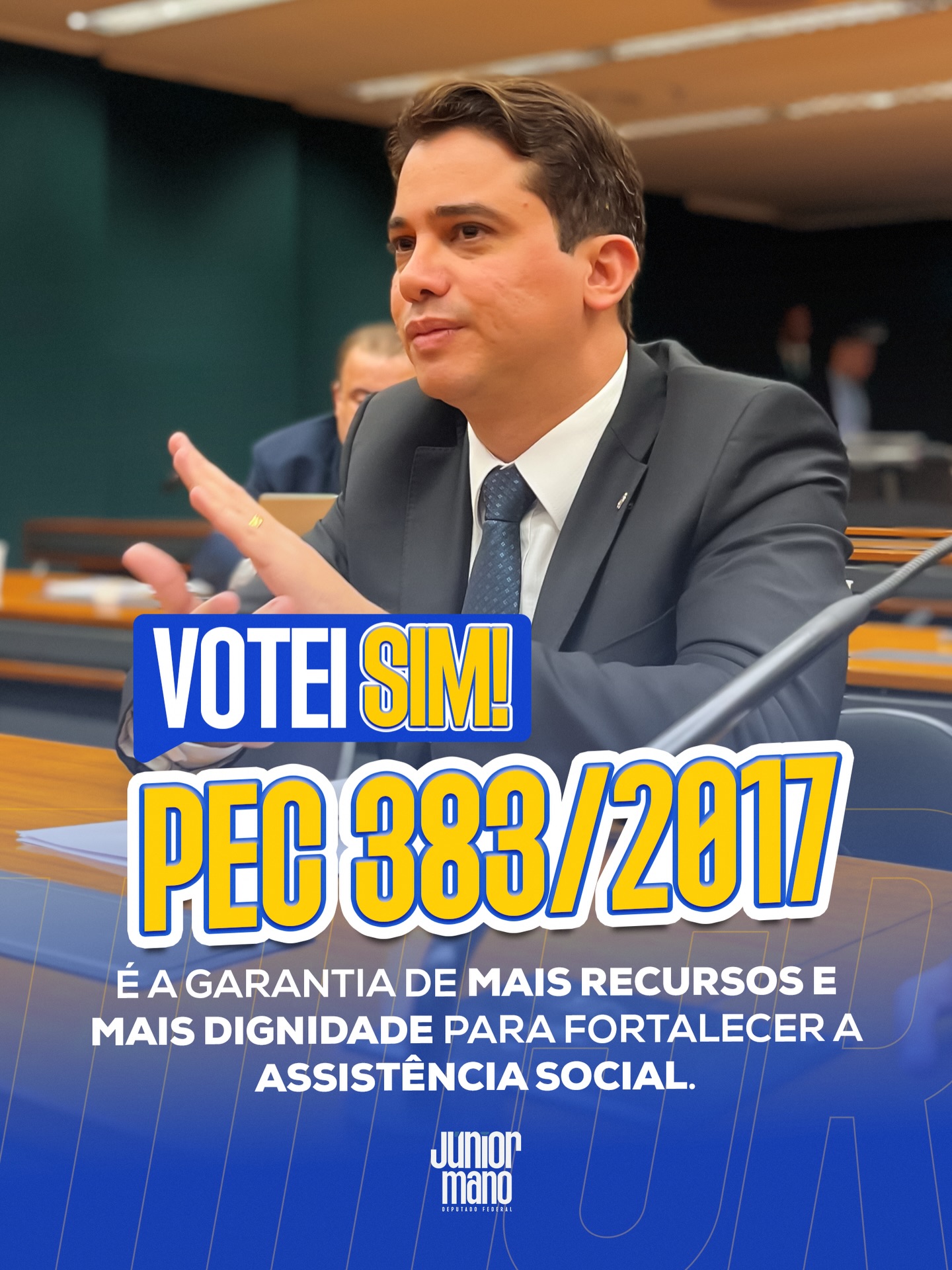 Júnior Mano vota PEC 383/2017